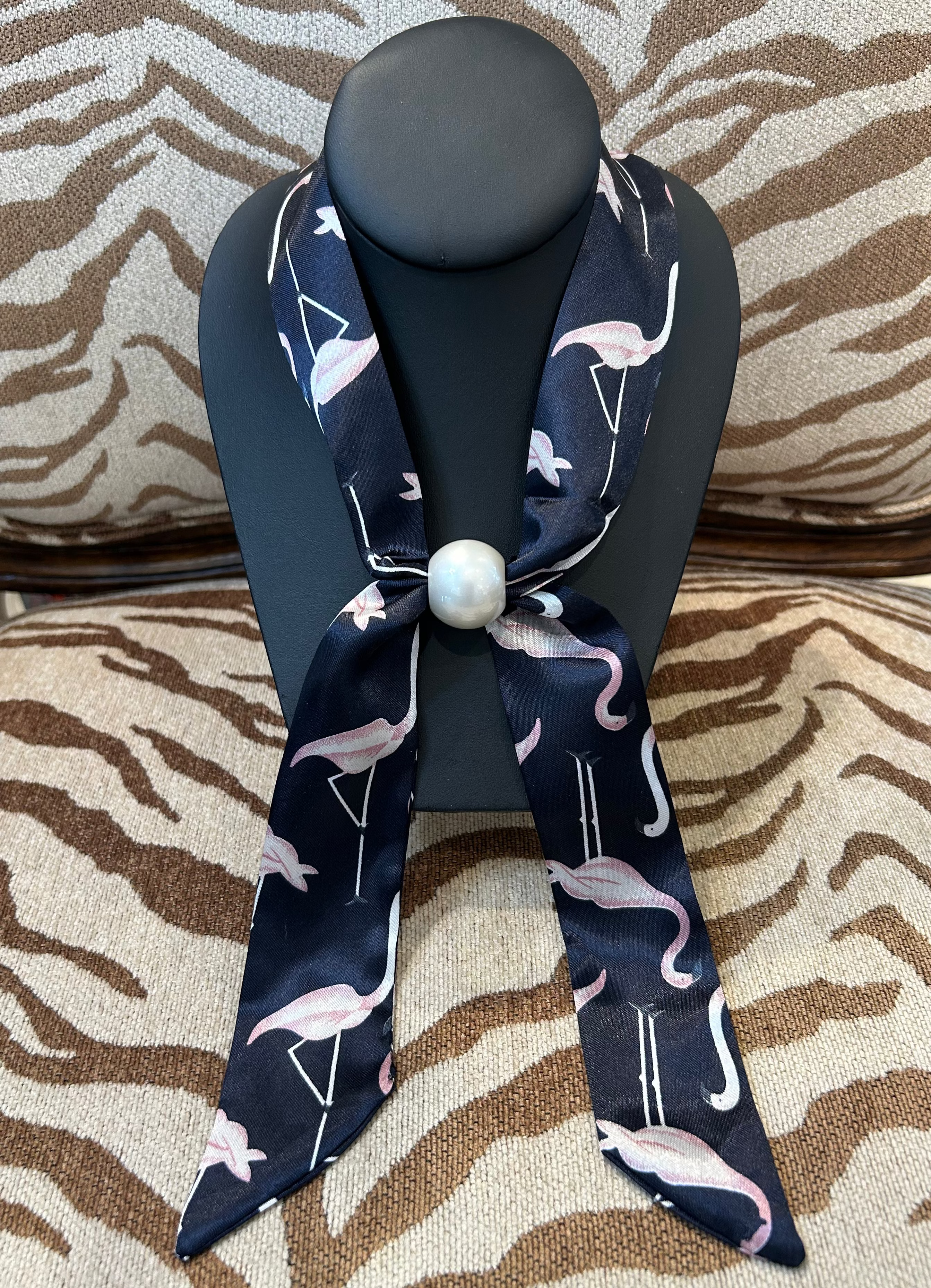 Studio G Scarf With Pearl - Flamingo
