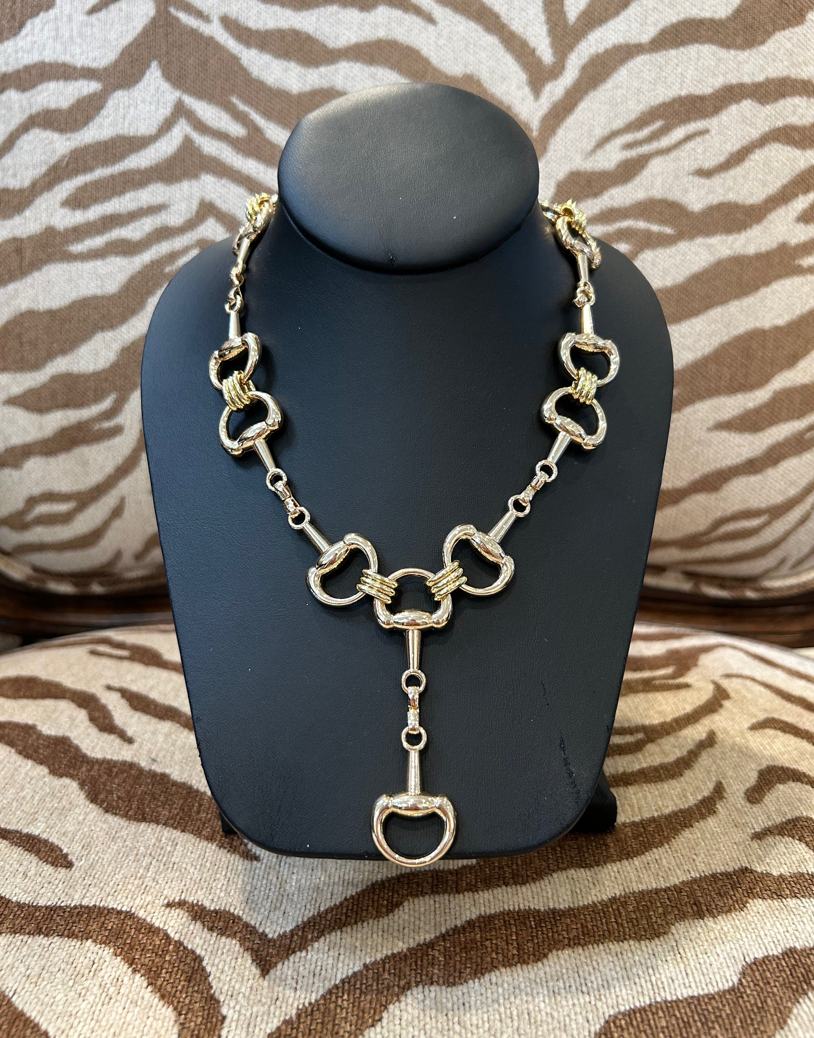 Suzy T Designs ST220 Necklace