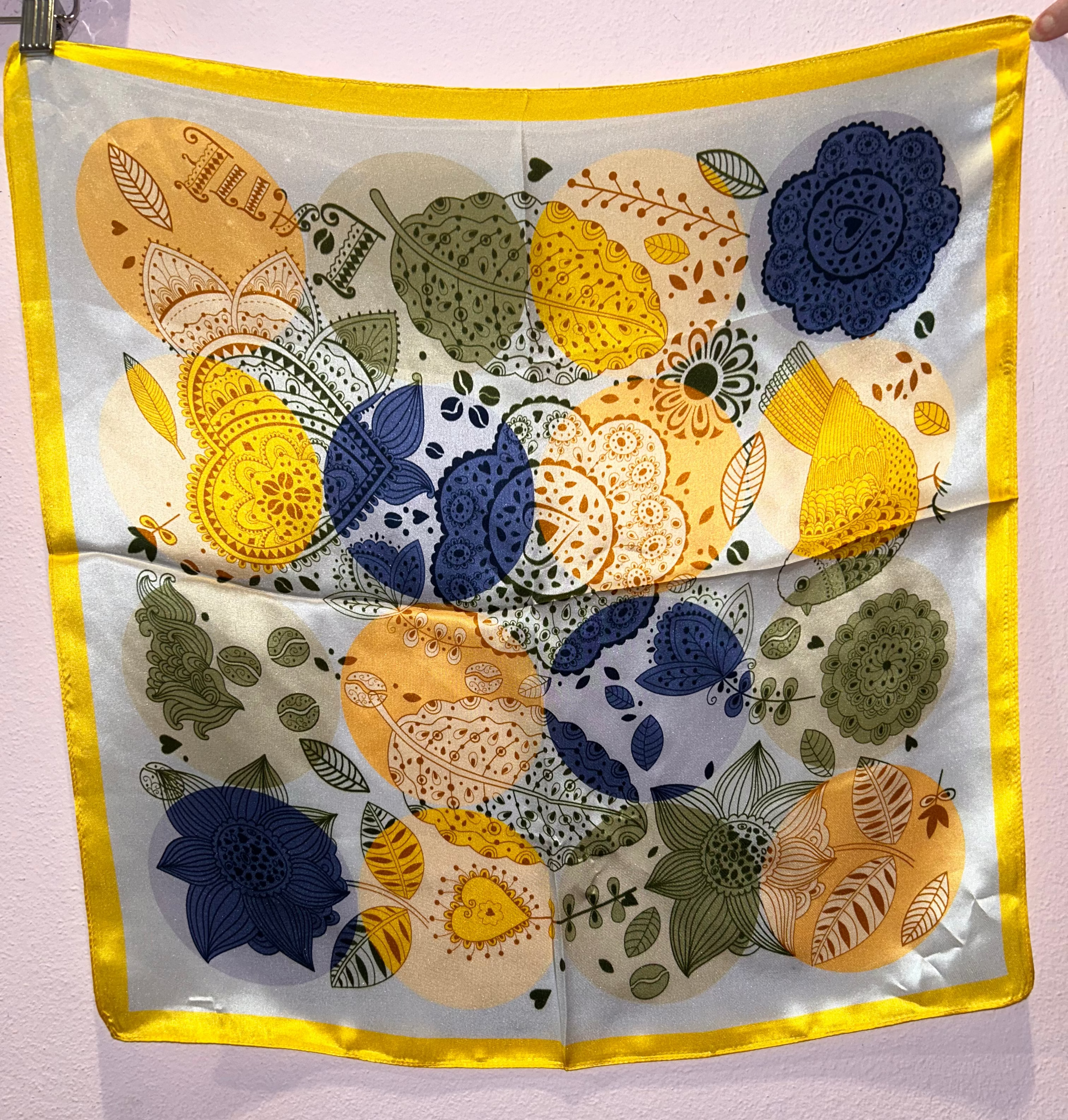 German Fuentes Scarf