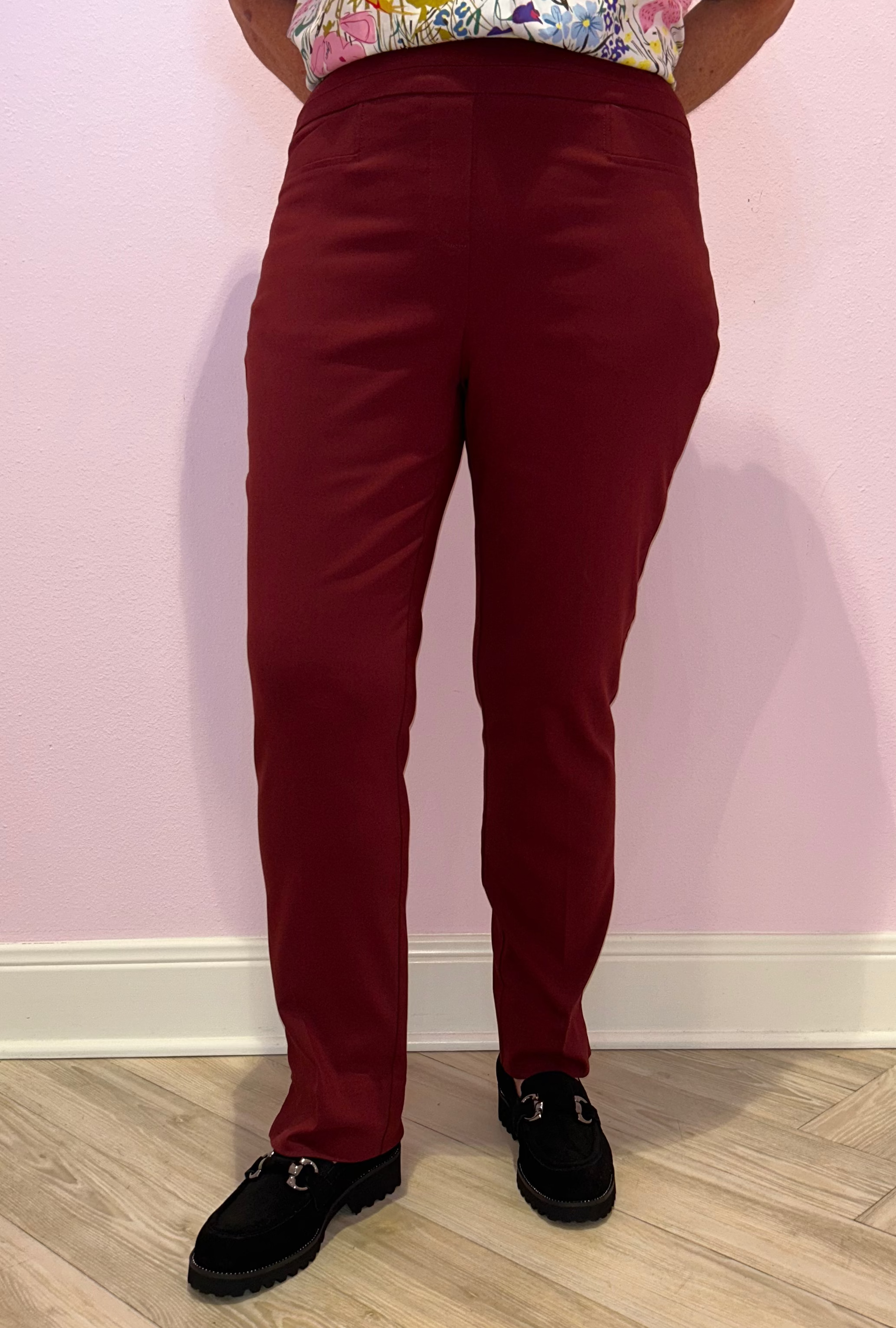 Renuar R1542 E730H Woven Pant Cabernet