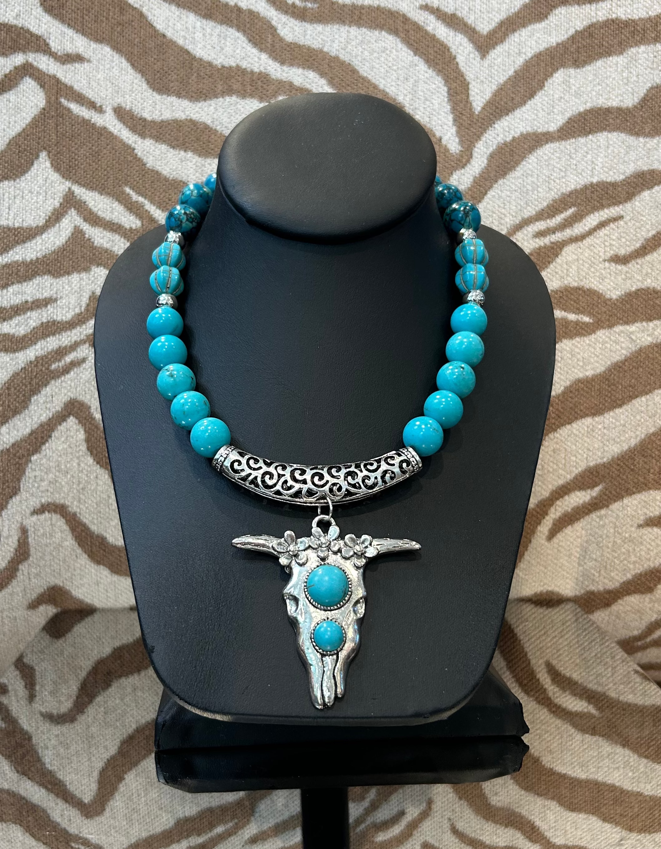 S Johannah necklace w/ turqoise beads and silver/turquoise cow head