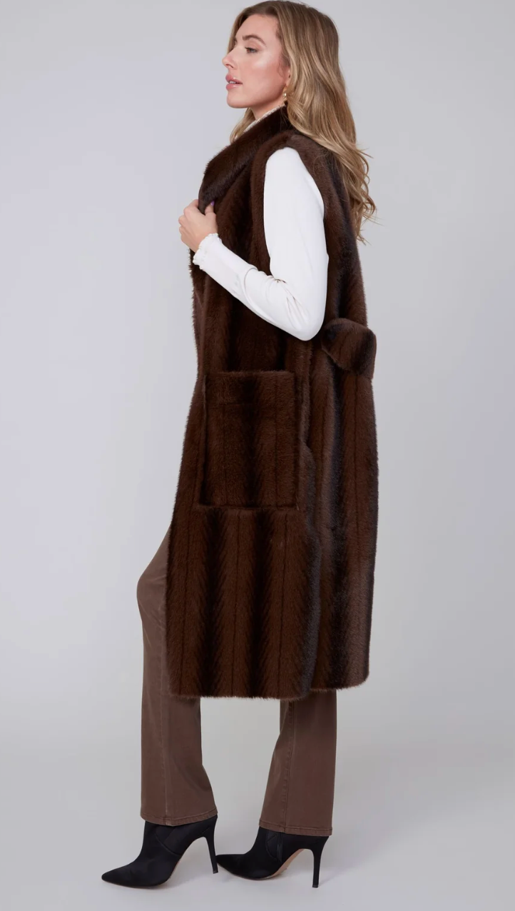 Renuar R3925 E3068 Knit Vest Chocolate