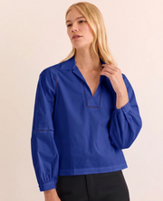 Hinson Wu 1611407 Laura Bright Blue