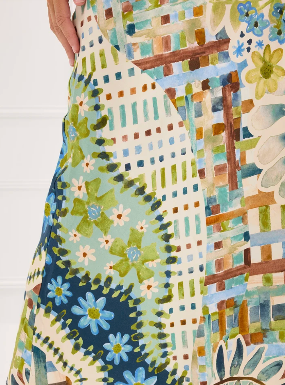 Alivia 3132024-278 The Hillary Skirt