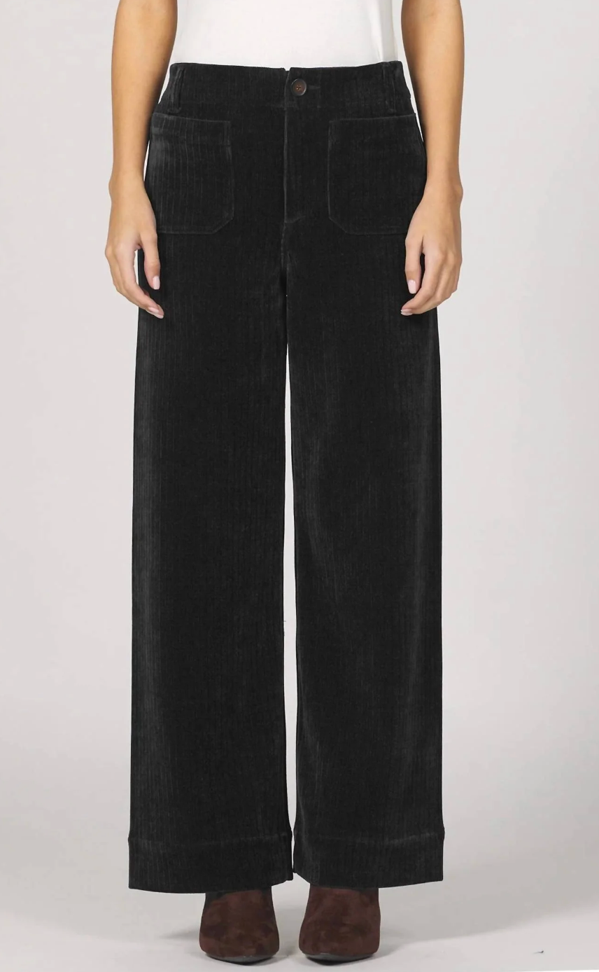 Dear John DPM55E322BCK Audrey Black Iris